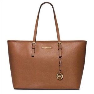 Michael Kors Jet Set Travel Bag